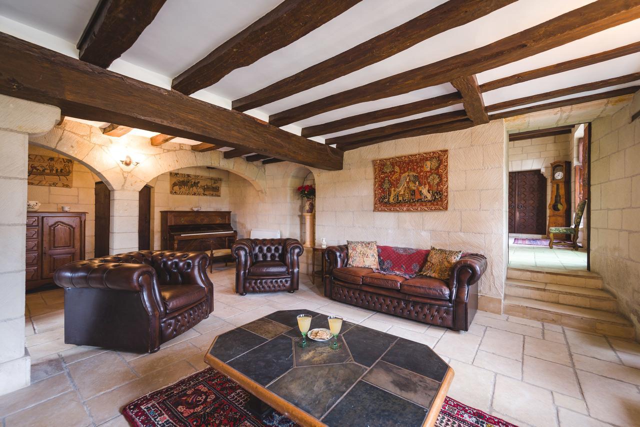 Le Manoir De La Baldette Bed & Breakfast Gennes-Val-de-Loire Exterior photo