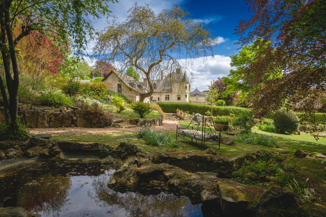 Le Manoir De La Baldette Bed & Breakfast Gennes-Val-de-Loire Exterior photo