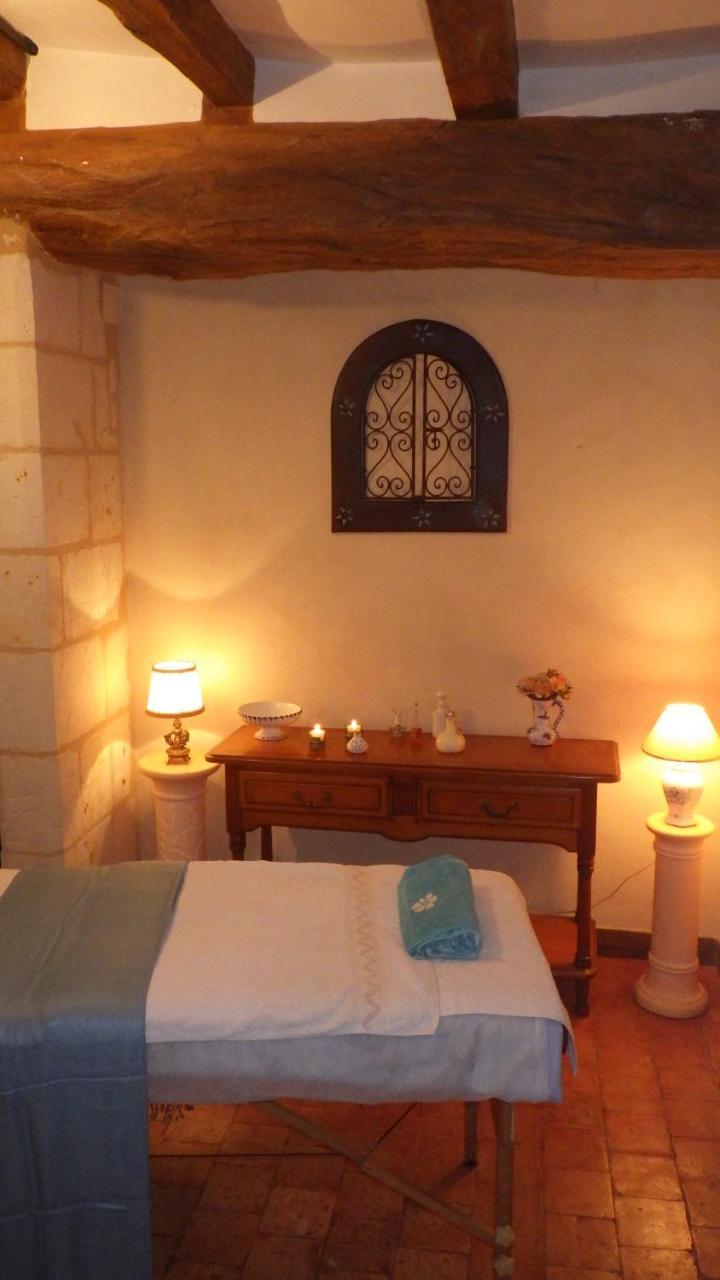 Le Manoir De La Baldette Bed & Breakfast Gennes-Val-de-Loire Exterior photo